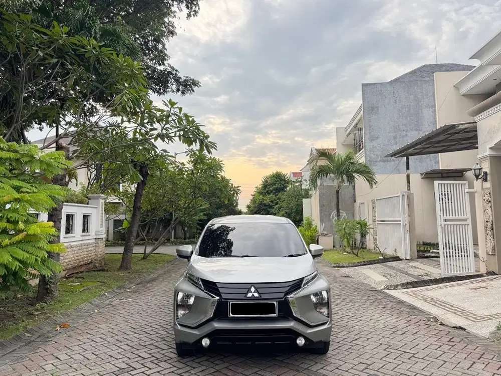 Mitsubishi Xpander 1.5 Exceed Matic 2018 Silver Plat B