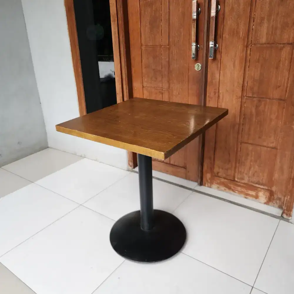 Meja ex Cafe- Meja ex Resto M 22