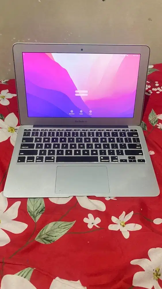 Macbook Air 11-inch 2015