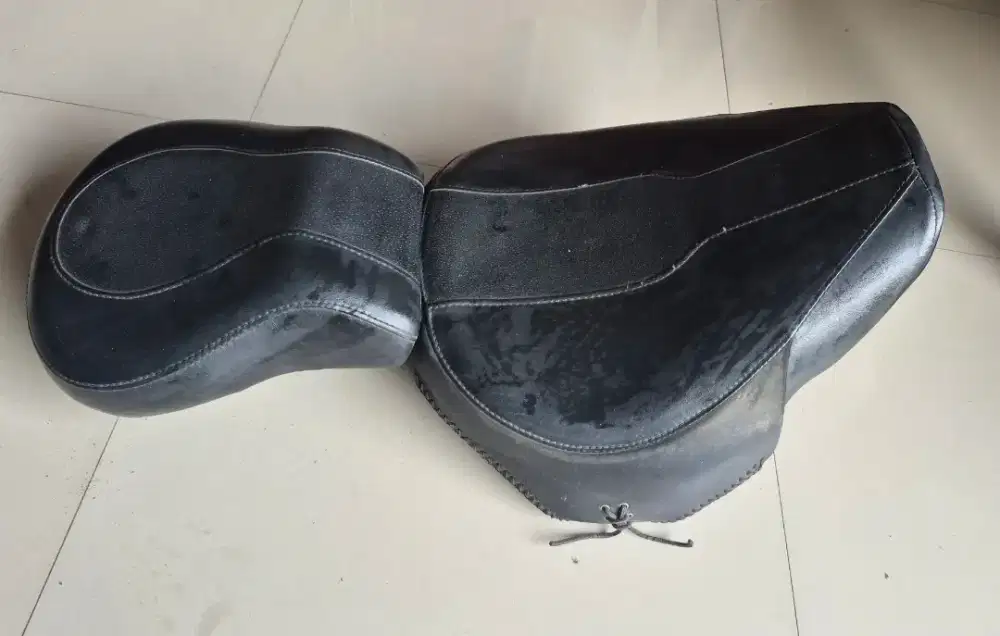 Bangku harley davidson Fat boy 2001