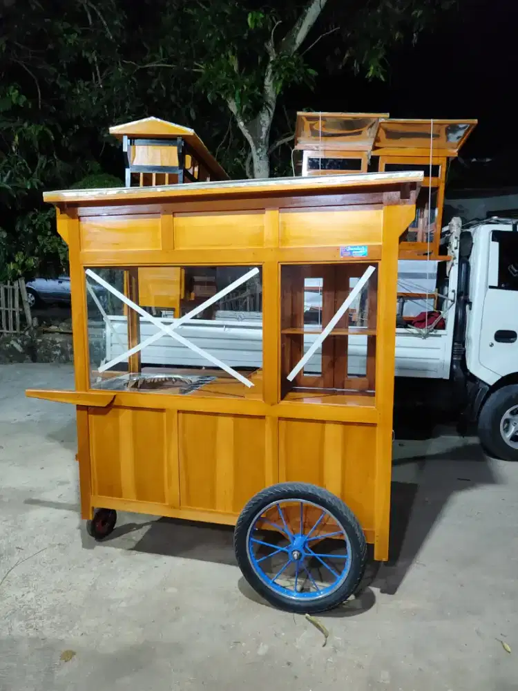 Gerobak Angkringan jg Melayani Pesanan Grobak Bakso Mie Bubur Sate dlL