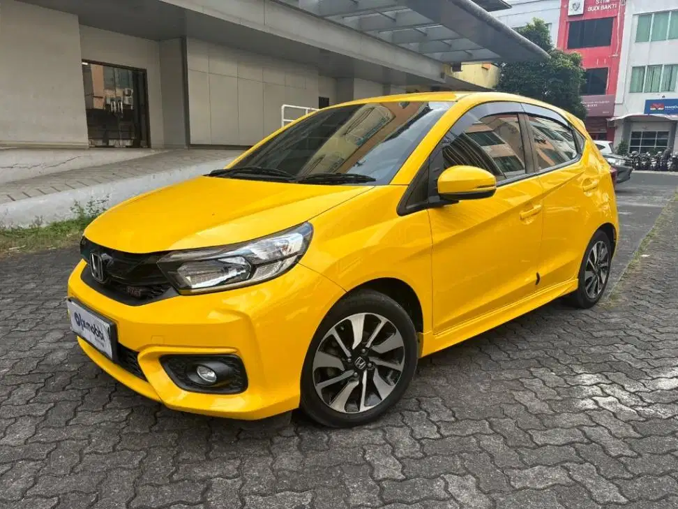 DP MURAH - Honda Brio 1.2 RS Bensin AT 2021 Kuning