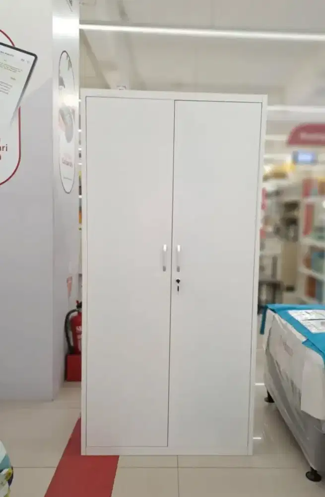 Promo Spesial lemari pakaian bahan metal