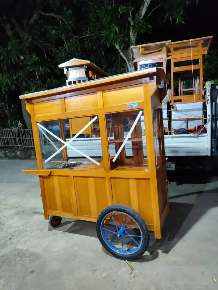 Gerobak Angkringan jg Melayani Pesanan Grobak Bakso Mie Bubur Sate dlL