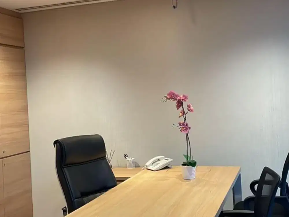 SEWA KANTOR DI JAKARTA SEATAN TB SIIMATUPANG  329M2  FURNISHED  270K NEGO