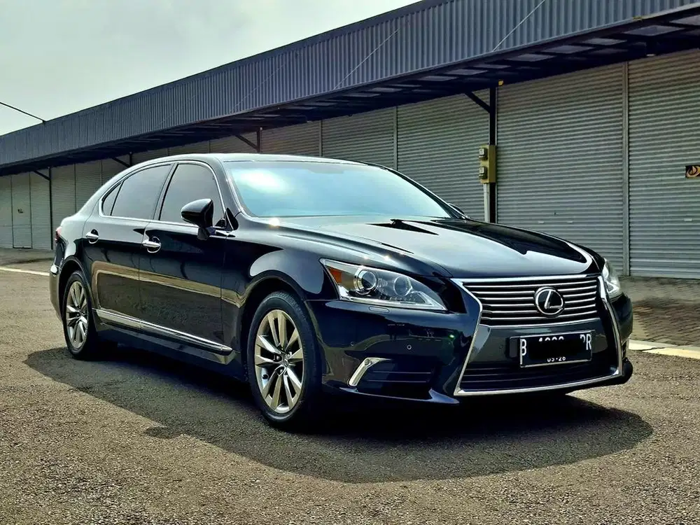 Lexus LS460 LS460L LS 460 2013 Low KM 43RB Antik