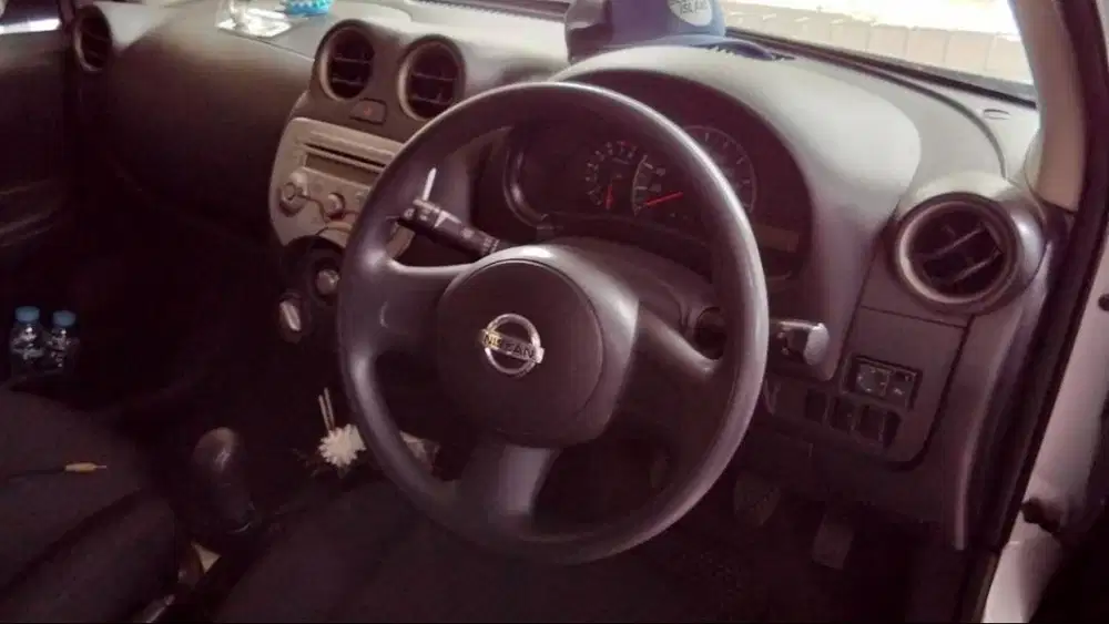 Jual Nissan March 2013