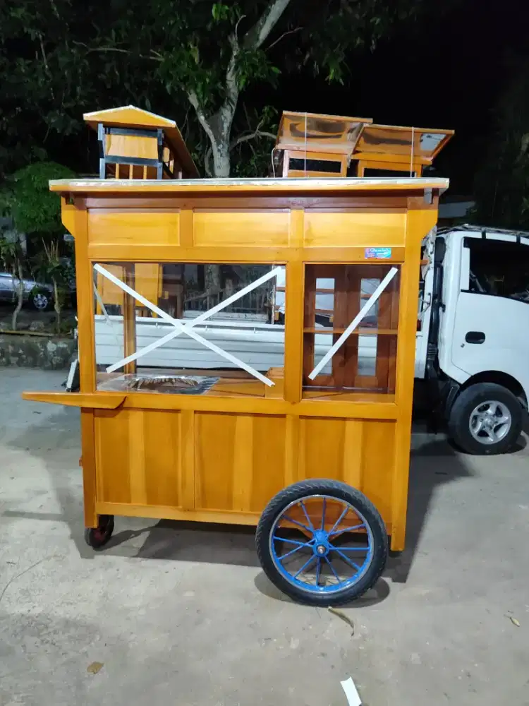 Gerobak Angkringan jg Melayani Pesanan Grobak Bakso Mie Bubur Sate dlL