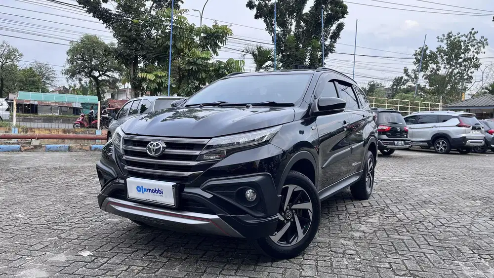 Toyota Rush 1.5 S Bensin AT 2020