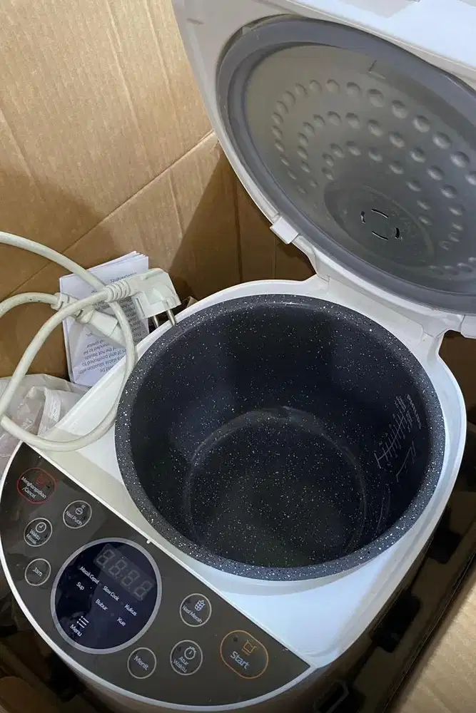 Rice cooker - hanya dipakai 3x