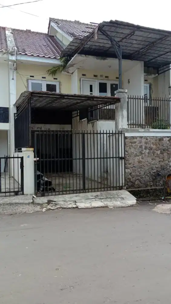 RUMAH SUKABUMI KOTA!!LOKASI STRATEGIS