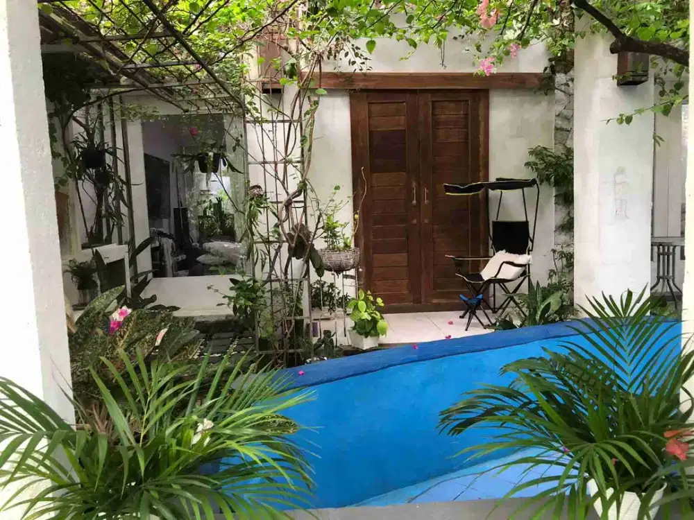DI JUAL RUMAH MODERN MINIMALIS KONSEP VILA DI KAWASAN JIMBARAN KUTA SELATAN BALI