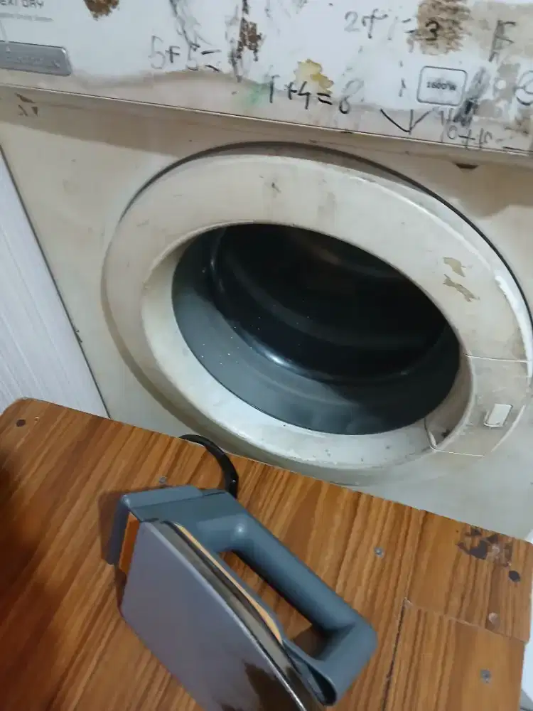 DRIYER PENGERING PAKAIAN