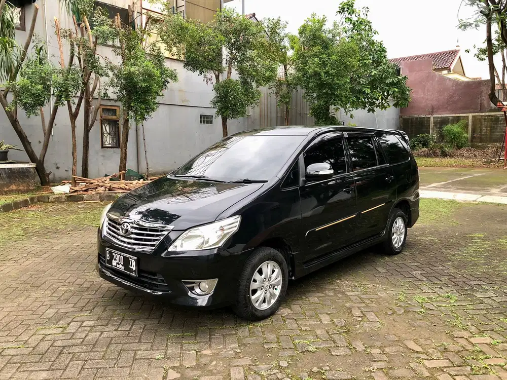 Toyota Innova G Luxury AT 2012 TDP.4JT