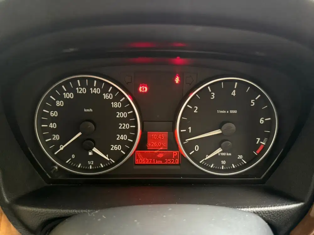 BMW 325i 2006 Bensin