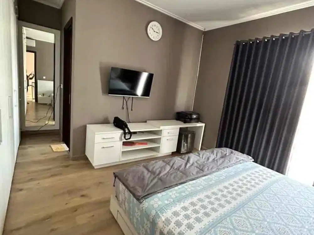 Dijual rumah furnished Gold island pik