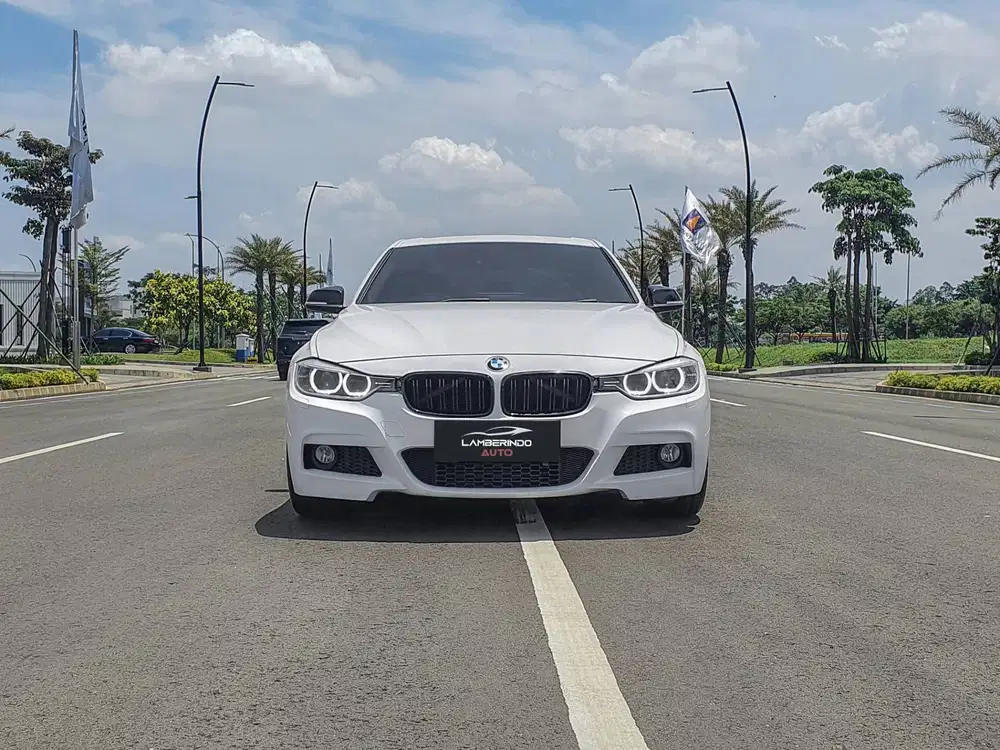 BMW F30 328i SPORT 2.0 TURBO 2014 PUTIH SUNROOF 2015 N20 330I 320I