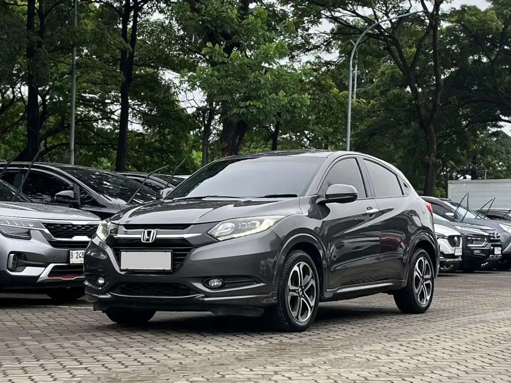 HONDA HRV 1.8 PRESTIGE  CVT MATIC 2017 ABU KM 74RB