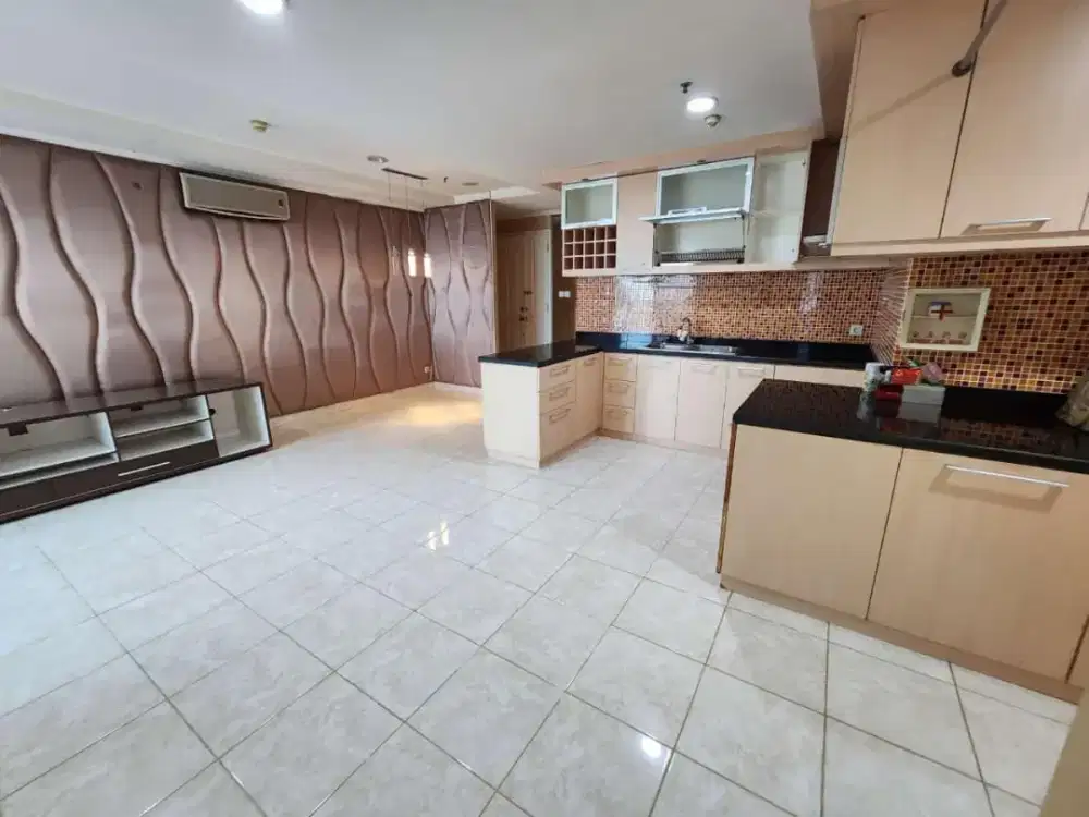 Jual Unit 2 BR Tower Lyon Siap Huni Frenchwalk MOI Kelapa Gading