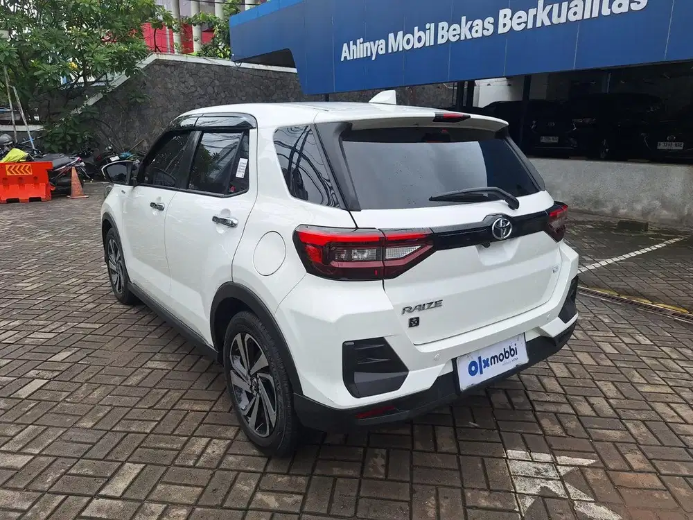 DP 1 JUTA Toyota Raize 1.0 G One Tone Bensin-AT 2021 WIE