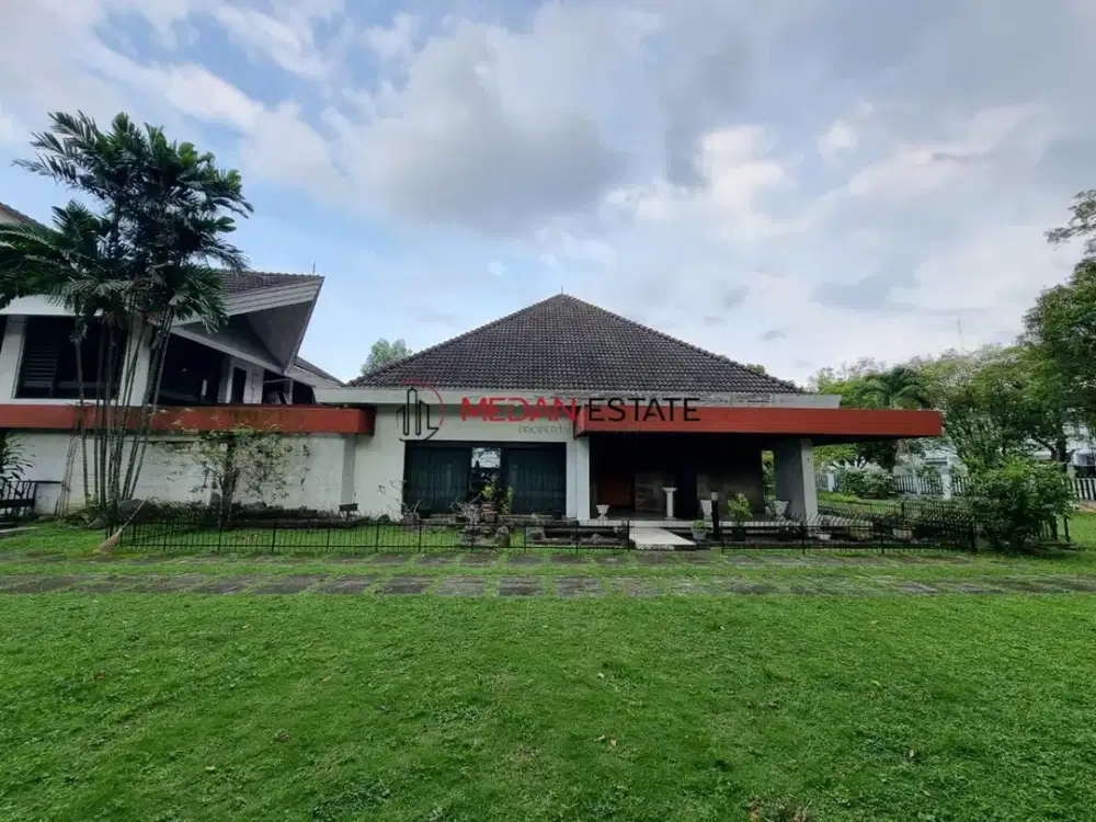 DI JUAL VILLA HOOK DI JALAN SLAMET RIYADI MEDAN!!