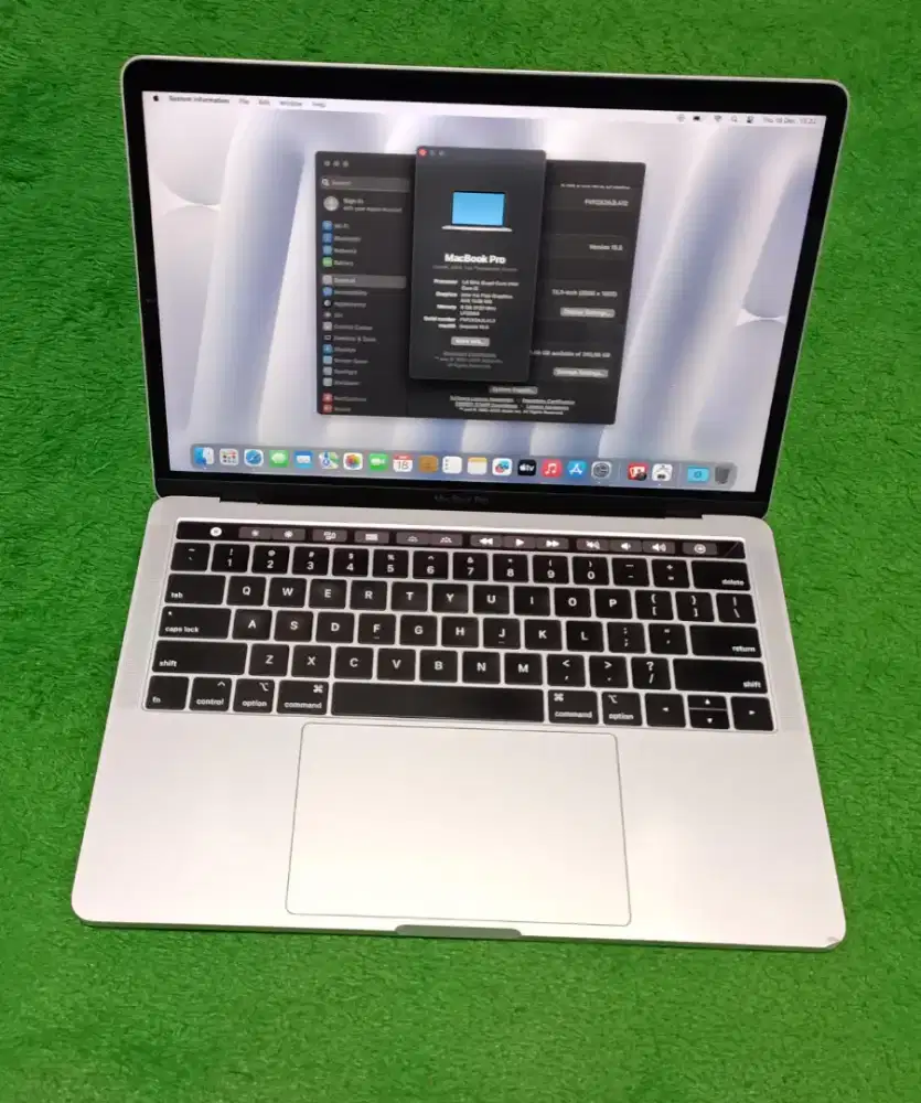 Apple MacBook Pro 2019 Intel i5 8/256 Silver Touchbar Murah