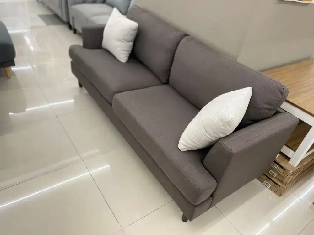 Sofa 3 seater Leona