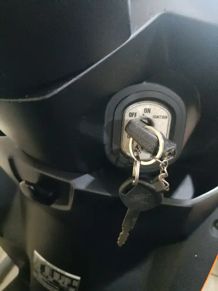 Tidak bisa kredit HONDA BEAT FI CW SPORTY 2013 BISA NEGO HARGA