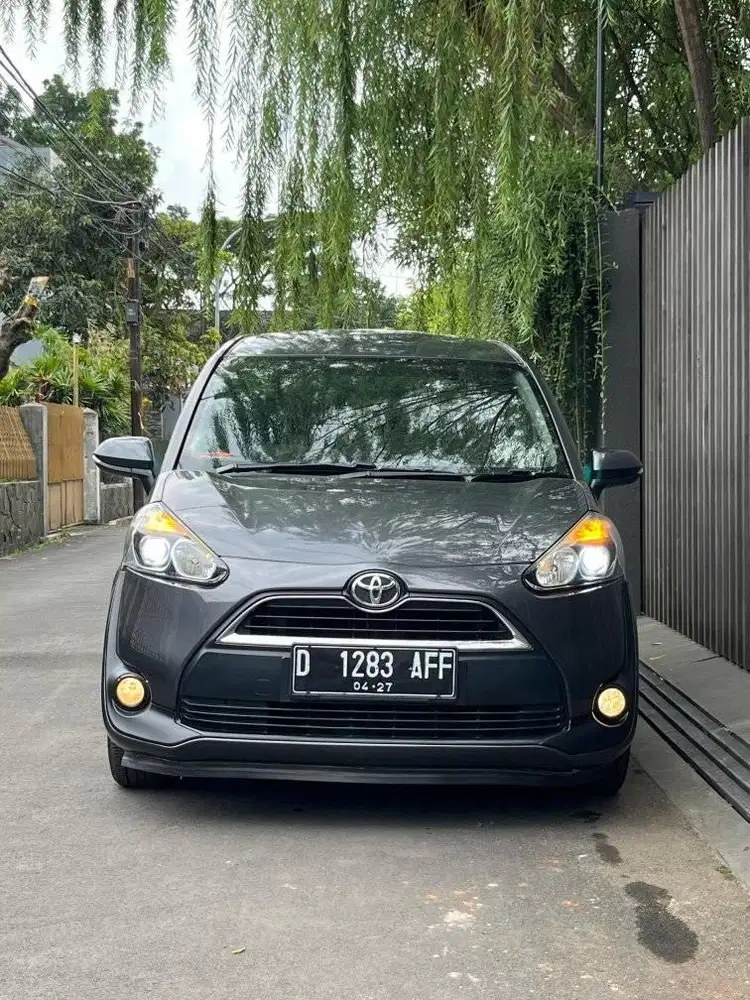 Toyota Sienta 1.5 G AT 2017
