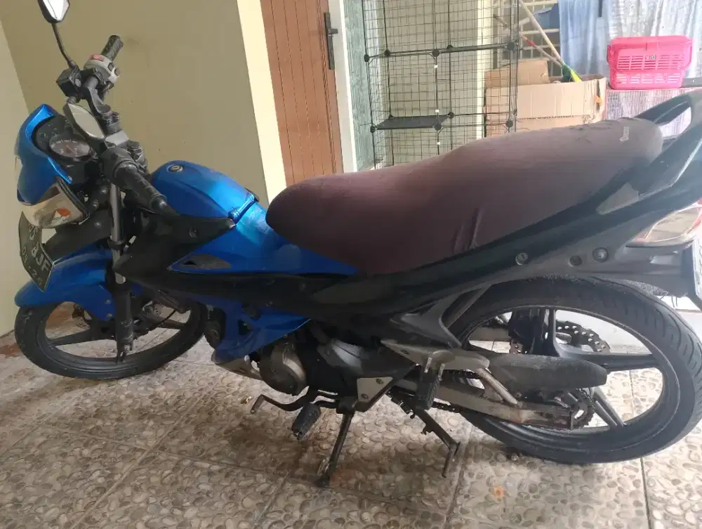 Motor Kawasaki Athlete Tangan 1