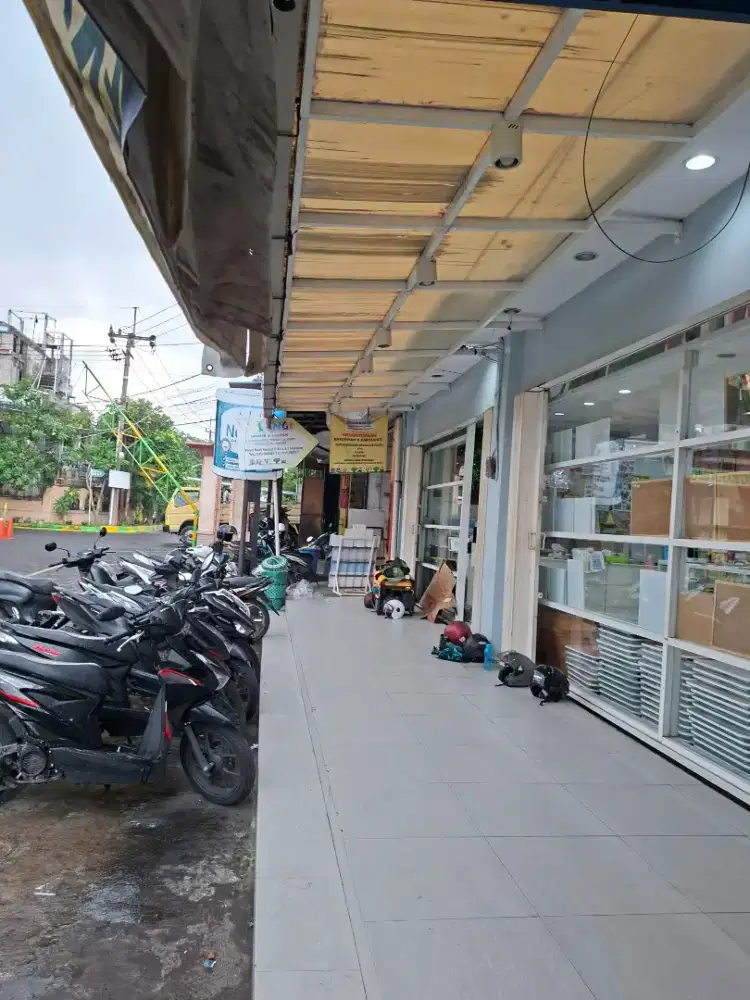 Dibutuhkan karyawan serabutan