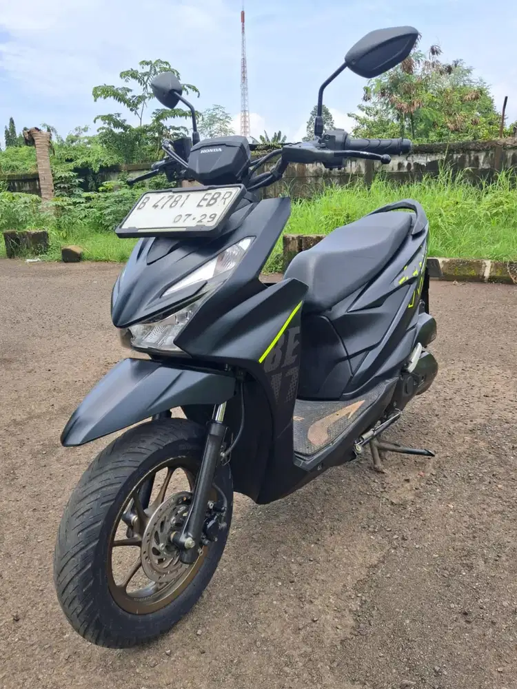 (B) New Honda Beat Street Tahun 2024