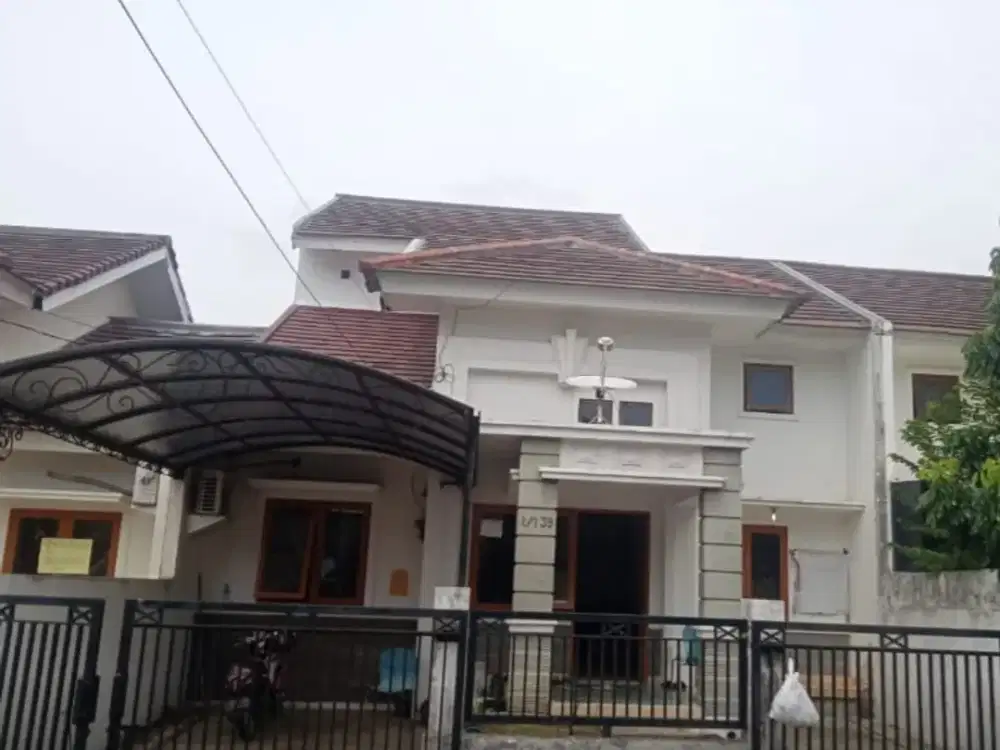 Dijual Rumah di Griyaloka BSD City, LT 180m, 2lt, Shm, Dibawah Pasar!