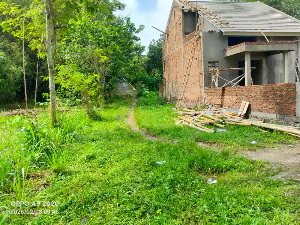 Dijual murah tanah 2 muka samping perumahan