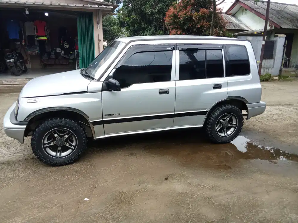 Suzuki Sidekick 2000 Bensin