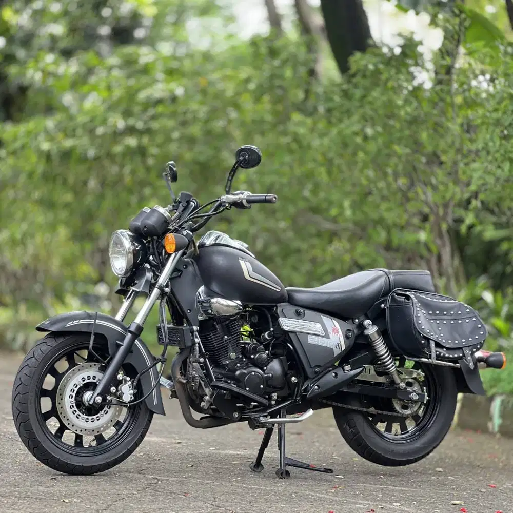 BENELLI MOTOBI 200 EFI 2023 HITAM KM LOW PAJAK PANJANG SIAP SANTAI