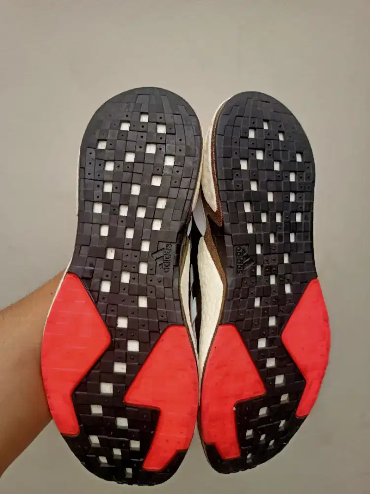 sepatu running Adidas X9000L4