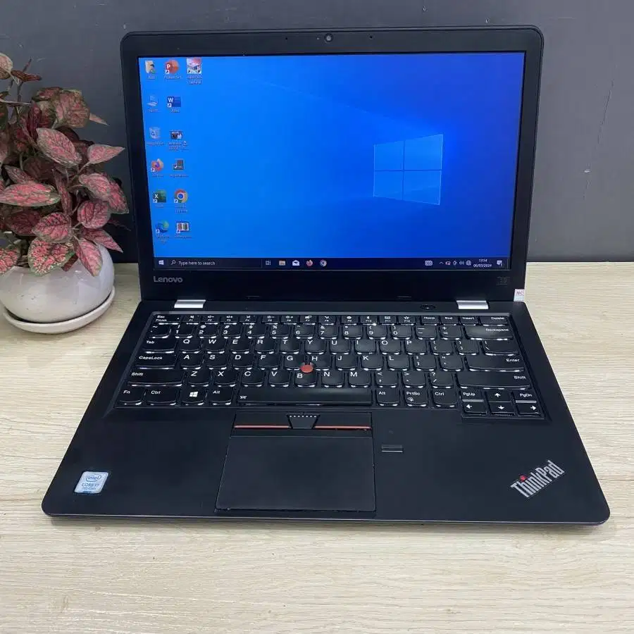 Laptop Lenovo Thinkpad 13 Core i5-6200U Ram 8GB 13.3inch N-ETM