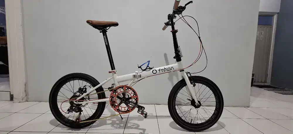 Sepeda lipat mulus tinggal goes