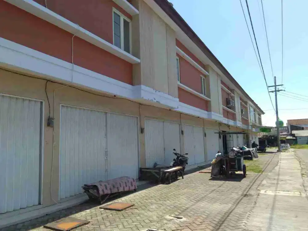DISEWAKAN Ruko 2 lt Green City di Surabaya Timur ( Gunung Anyar)