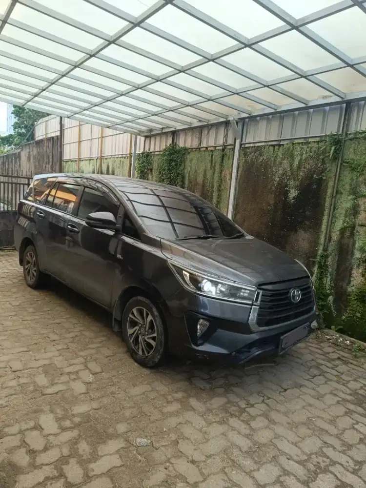 innova V AT 2021 bensin