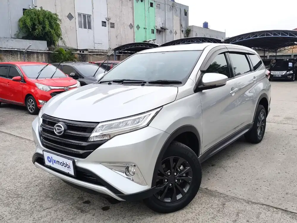 LIKE NEW - Daihatsu Terios 1.5 X Bensin-MT 2021