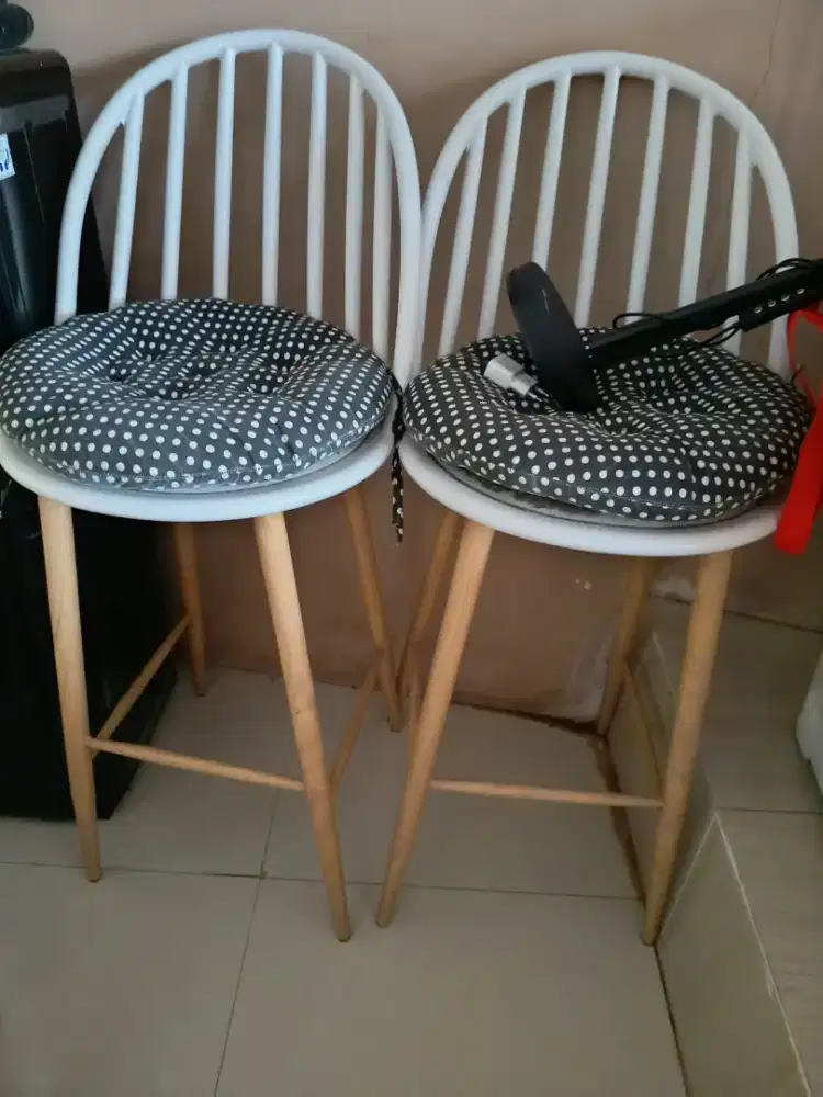 Jual borongan Kursi bar + lemari 2 + kaca + exhaus kompor+ rak gantung