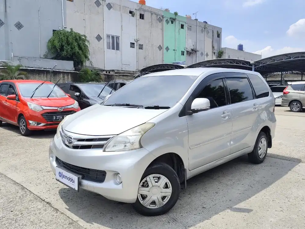 Pajak Panjang - Daihatsu Xenia 1.0 M Bensin-MT 2014