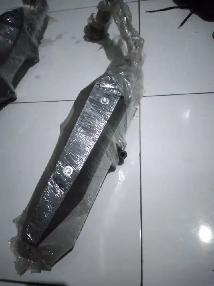 KNALPOT ORI VARIO 125 NEW