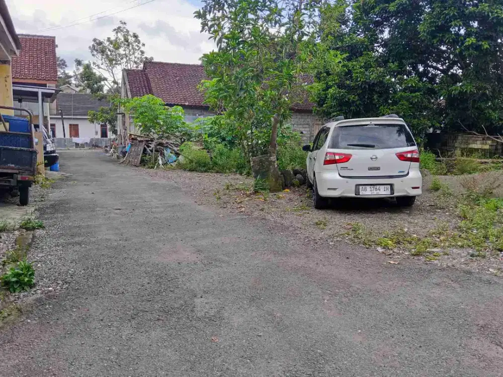 JUAL PEKARANGAN HOOK  WEDOMARTANI UTARA SD MODEL