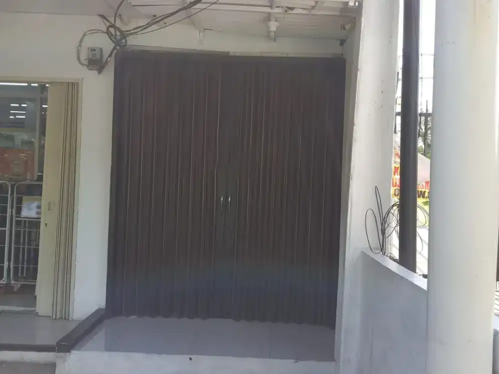 Kios Berlokasi Strategis Siap Pakai di Harapan Indah 1 Bekasi