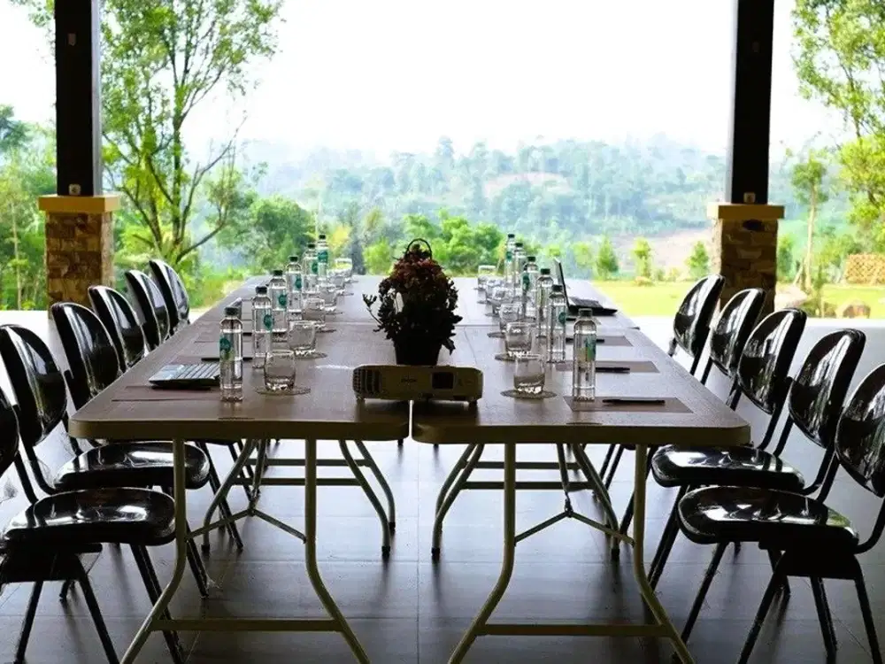 Tempat Wisata Cocok Untuk Resto, Cafe, Gathering View Gunung di Sentul City Bogor