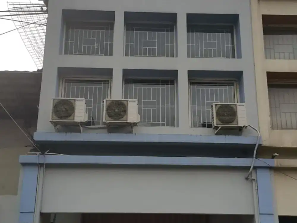 Ruko Lantai 2 & 3 Lokasi Strategis Cocok Untuk Online di Permata Regency Srengseng Jakarta Barat