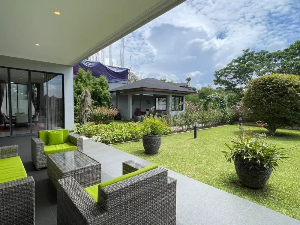 Super Mewah Rumah Rasa Resort Setiabudi Regency Fully Furnished, Sangat Terawat, Khusus Para Sultan